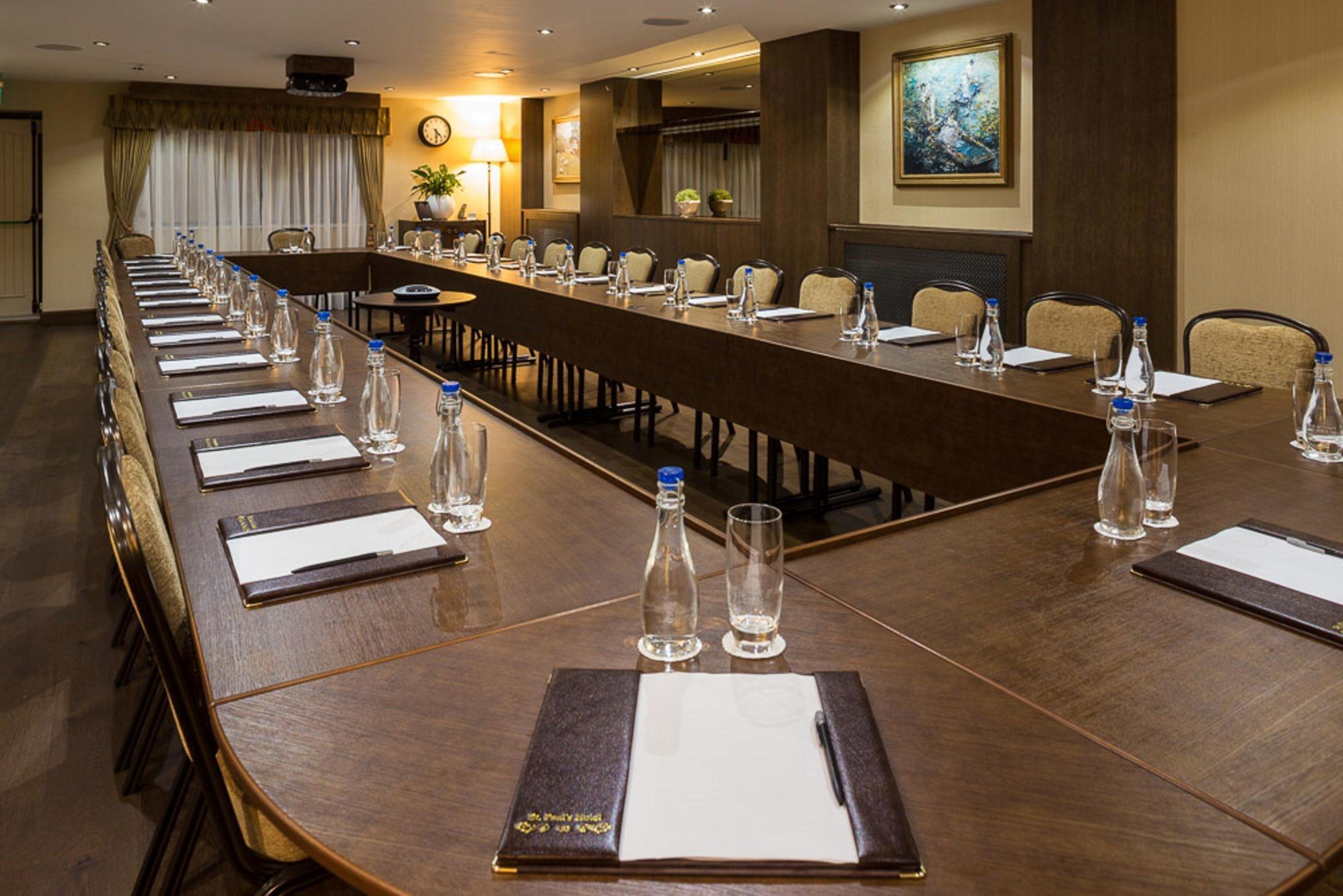St Paul'S Hotel Лондон Экстерьер фото