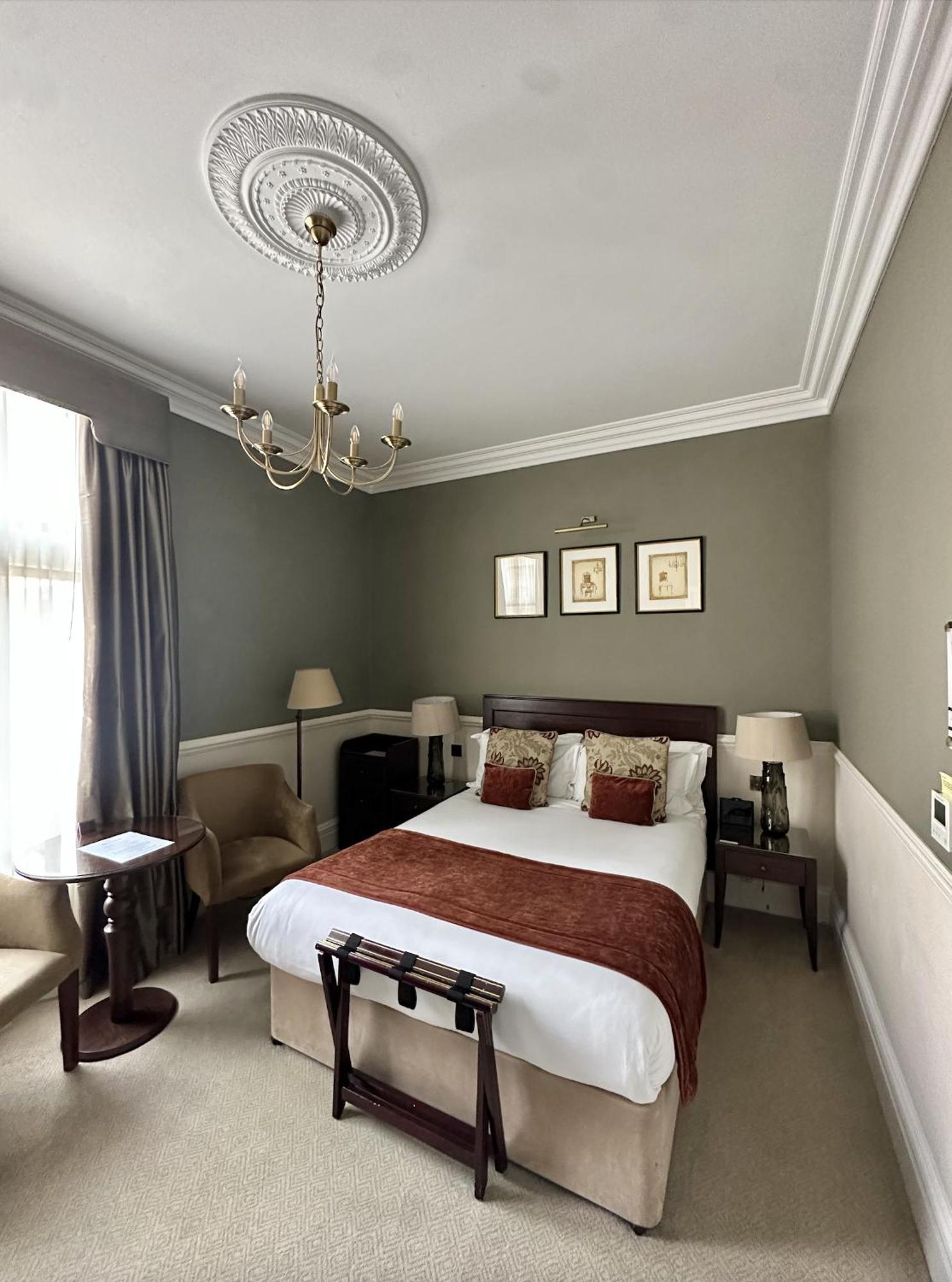 St Paul'S Hotel Лондон Экстерьер фото