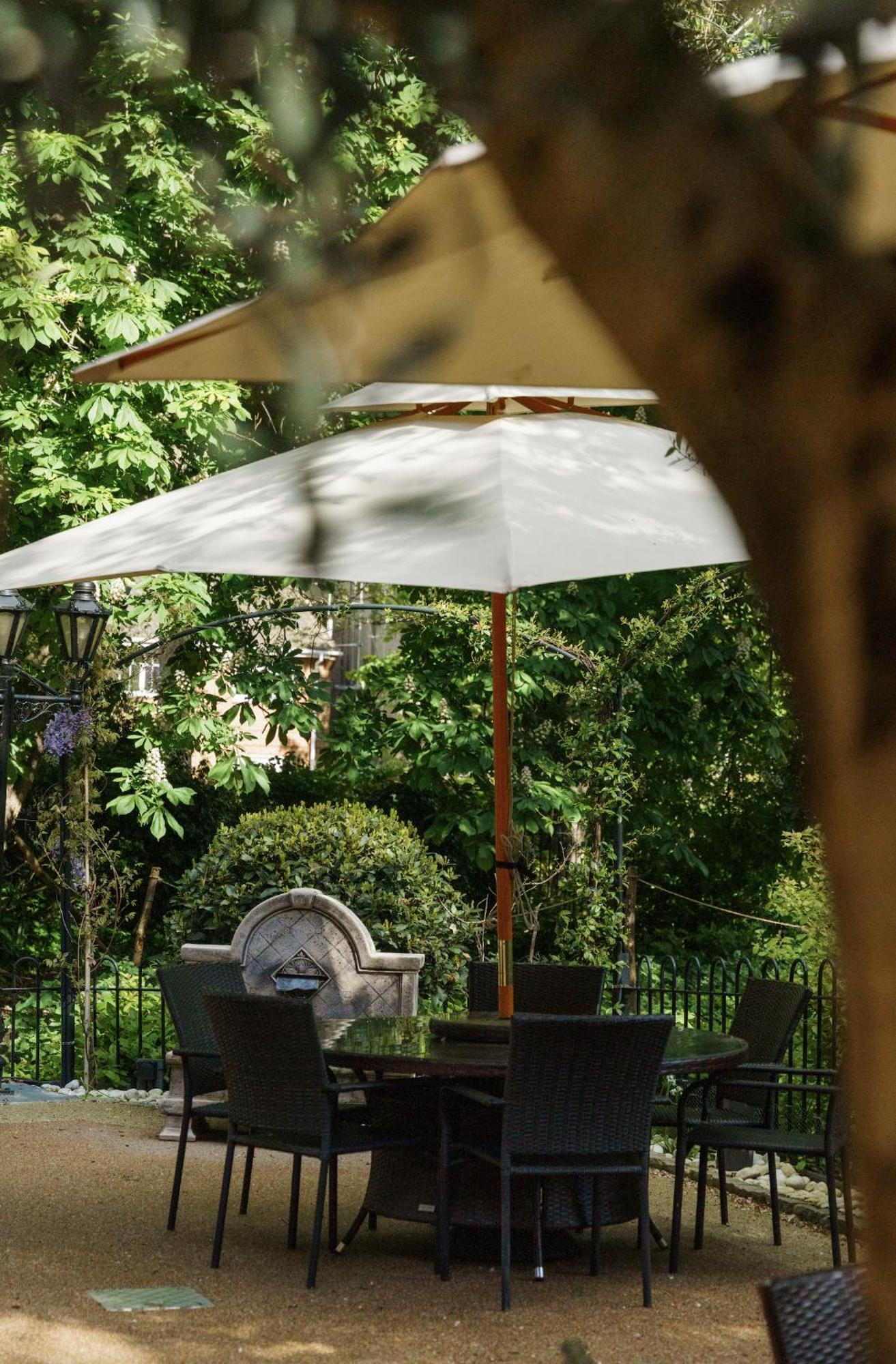 St Paul'S Hotel Лондон Экстерьер фото